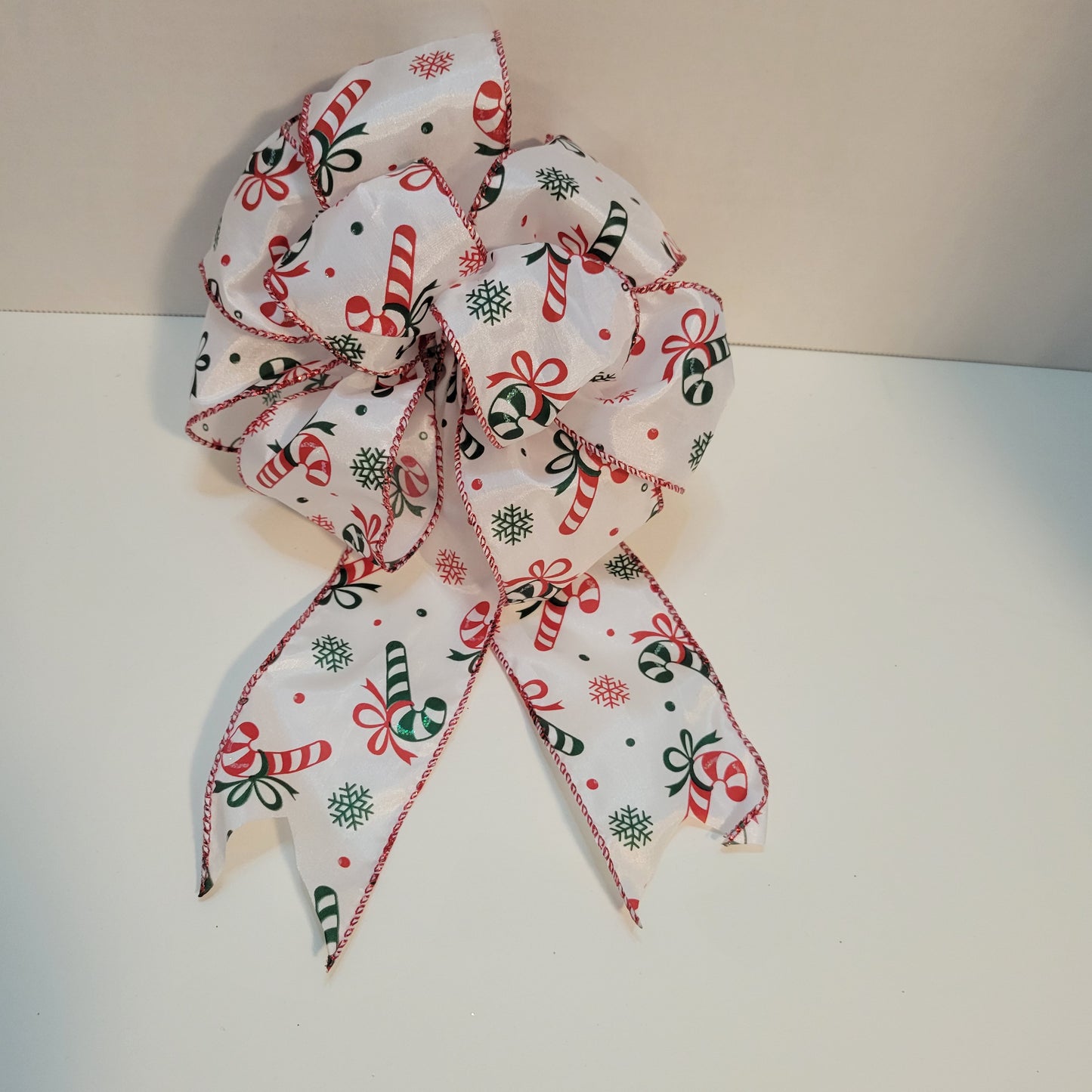 Candy Cane Bow